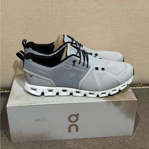 On Cloud Sneakers